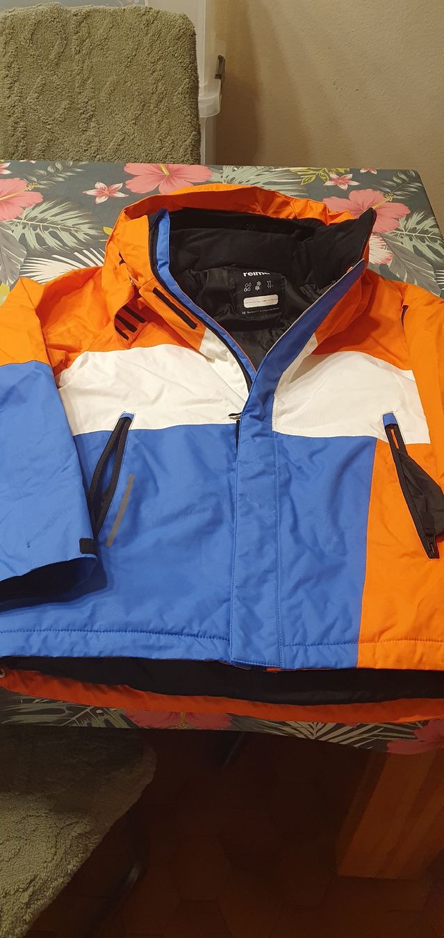 Sci: Combinaison de ski orange et bleu, taille enfant – Usato da Aven venduto da stphane1577 1