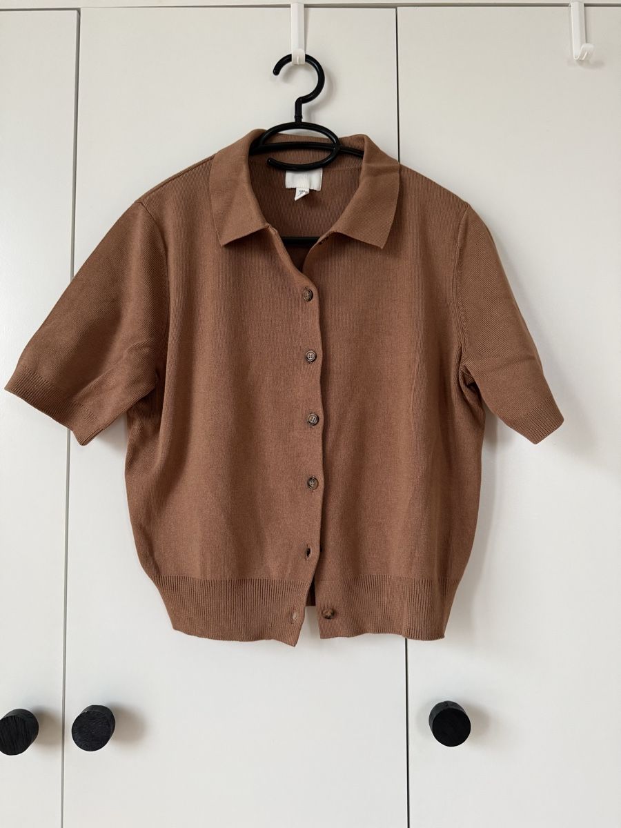 H&M Top: H&M top S – Usato da Luzern venduto da Aistee