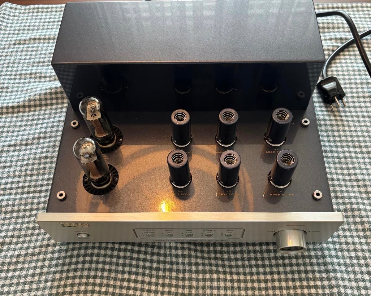 Cayin Amplificatori: Cayin CS-6PH Röhren-Phonovorstufe. – Usato da Zürich venduto da tinde 1