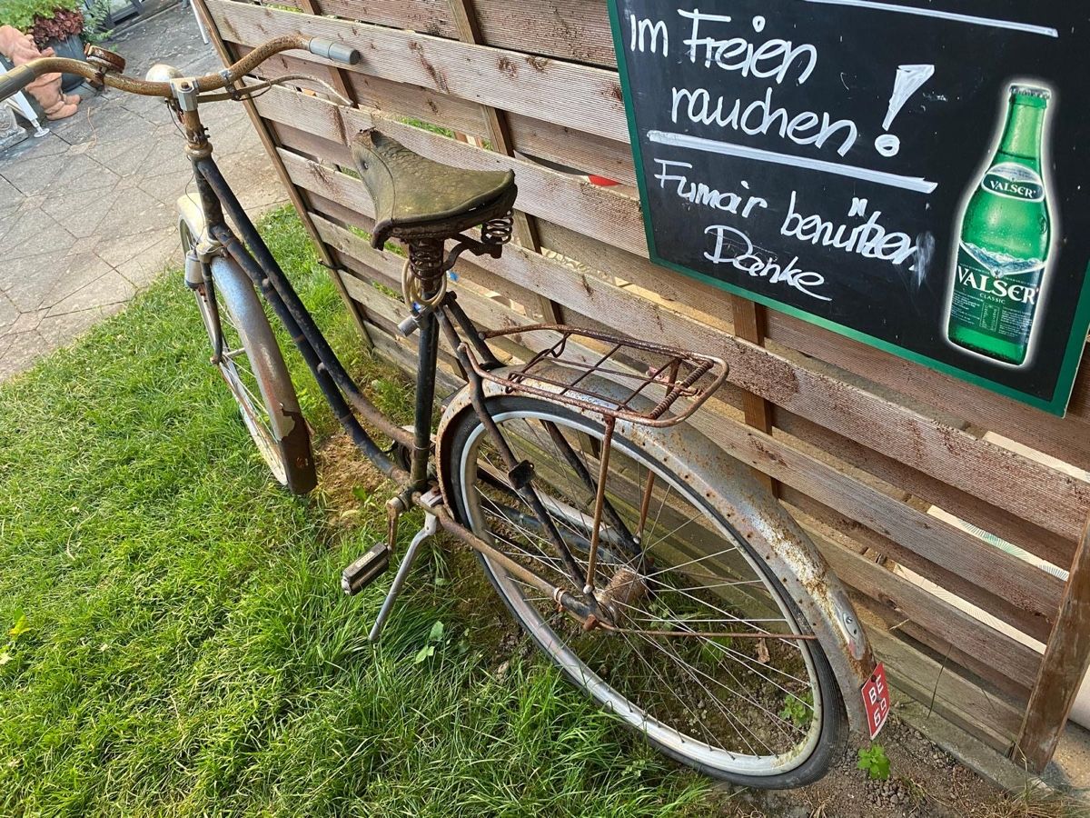 Velos: altes Velo zum ausstellen – Defekt aus Aarberg von Jakaro 1