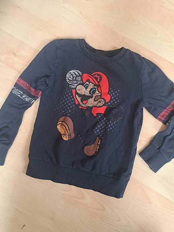 Pullover & Sweatshirts: Pulli 122/128 – Gebraucht aus Winterthur von feehee 3