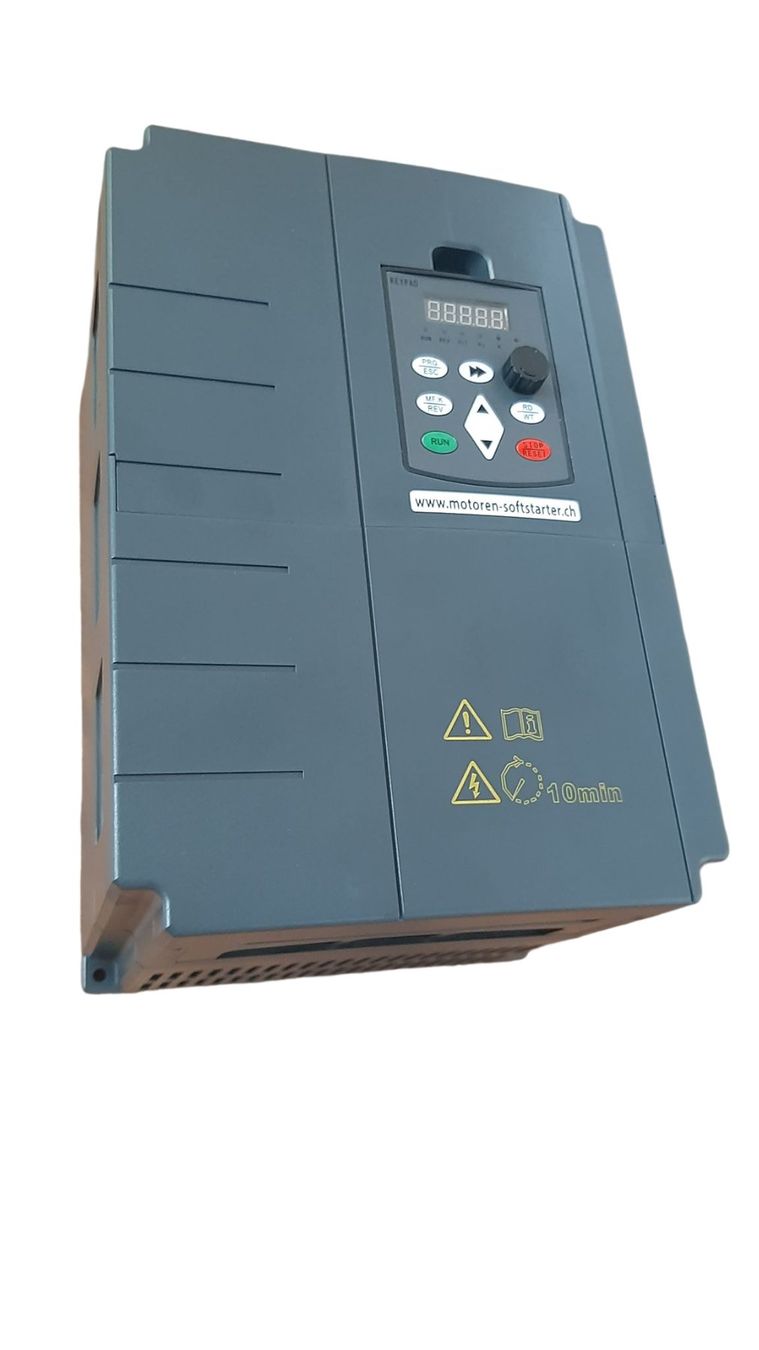 ABB Inverter: Frequenzumrichter 22kW 400V 0-650HZ – Nuovo e nell'imballaggio originale da Rothenthurm venduto da DS12A 1