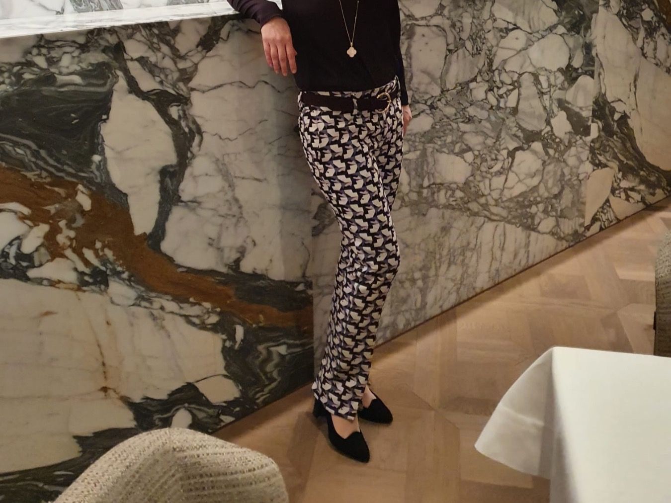 Bally Pantalons: Bally Hose mit Muster, Gr. 36, chic – D'occasion à Bonstetten par kosamui303 4