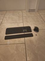 Logitech MX Keys Combo