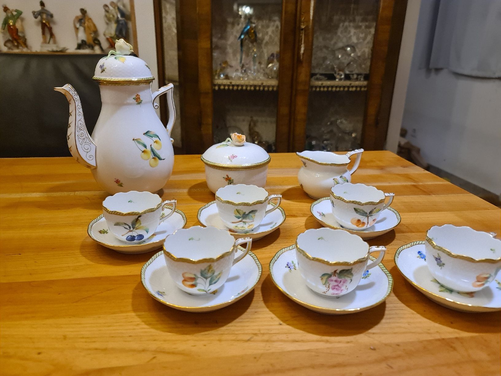 Herend Set di piatti: Herend Porzellan Moccaservice – Usato da henau venduto da Rockj 1