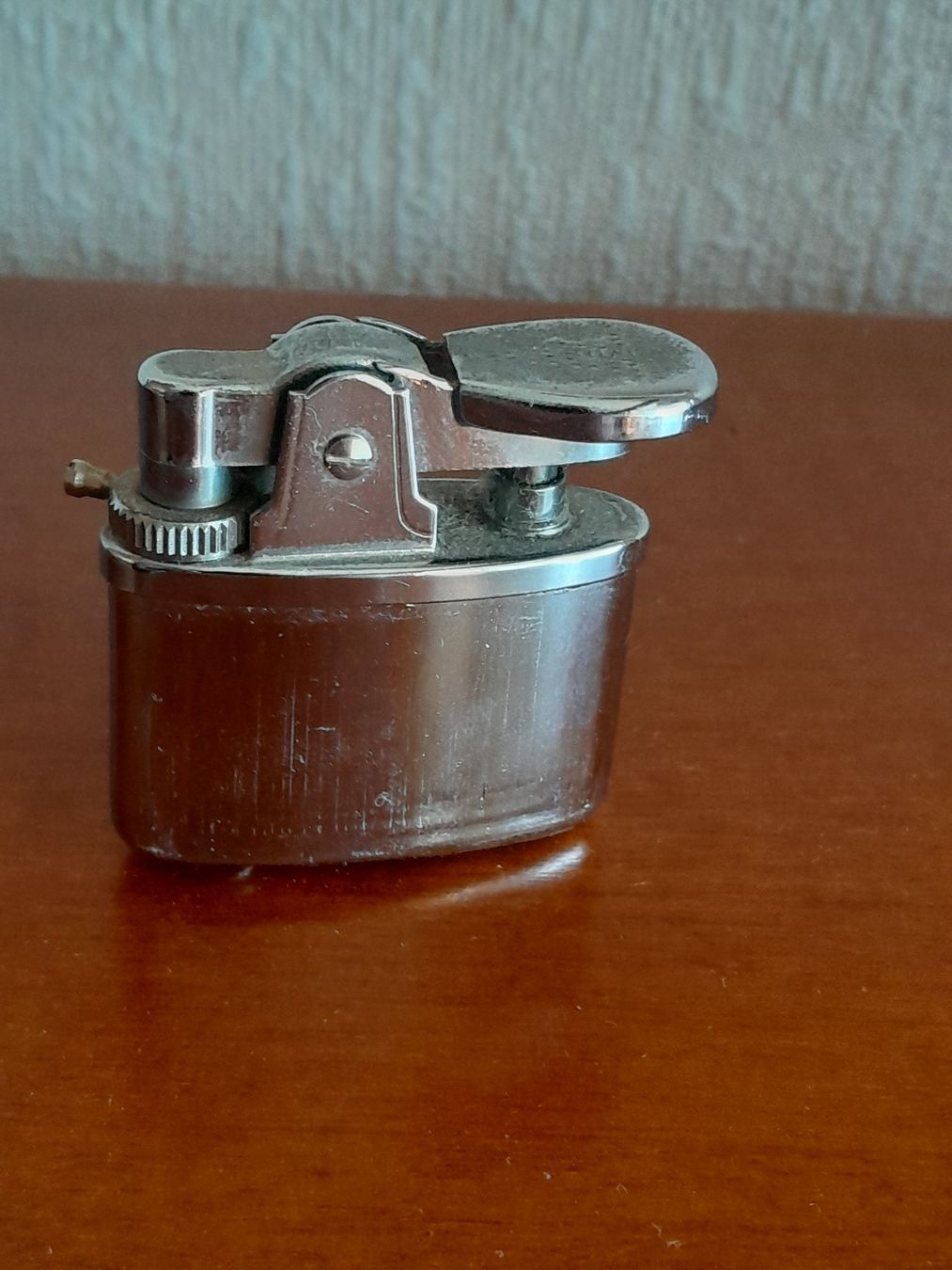 Accendini: Briquet ballon de foot ***** Original***** – Usato da Lausanne venduto da Polo07 2
