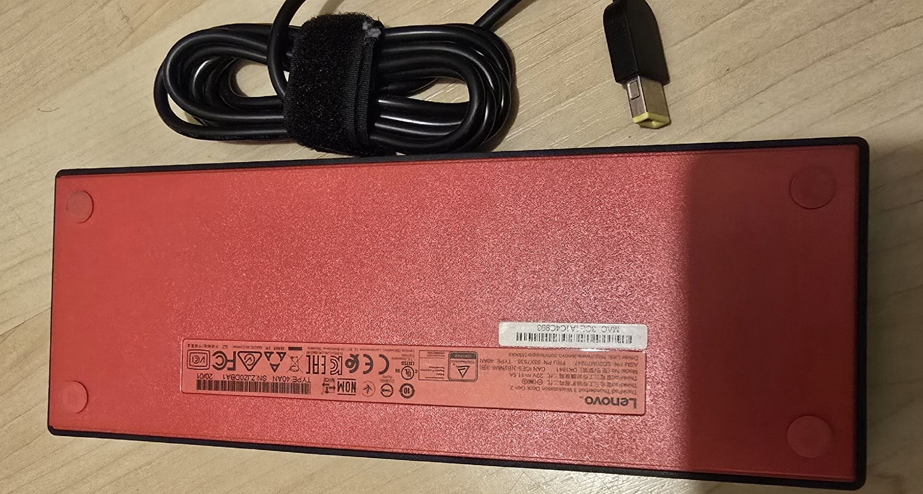 Lenovo Docking station: Lenovo ThinkPad Docking Station with Power Adapter 135W – Usato da Studen BE venduto da tha_dhp8 3