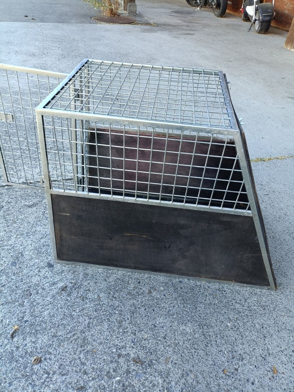 Gabbie, trasporto & Sicurezza: Hundebox – Usato da Köniz venduto da Brockenreich