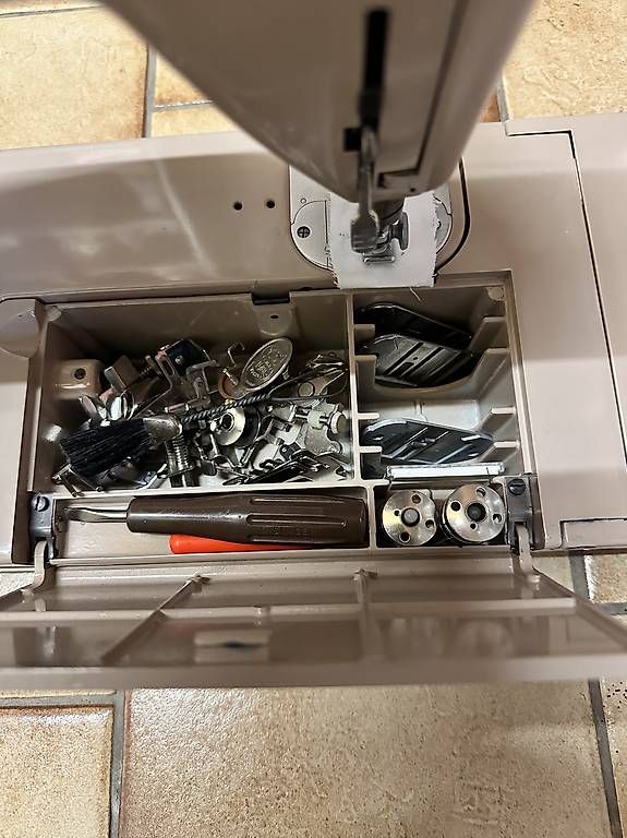 Nähmaschinen: Machine à coudre Singer 422G – Gebraucht aus Rossens FR von Hondaxx64 3