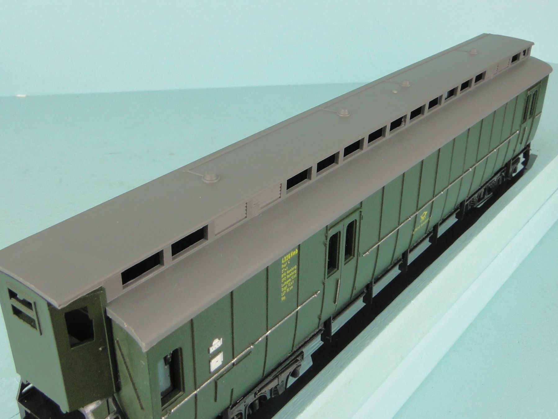 Liliput Modelleisenbahnen: Liliput 291 00 Oldtimer Postgepäckwagen – Gebraucht aus Bülach von cann11 6