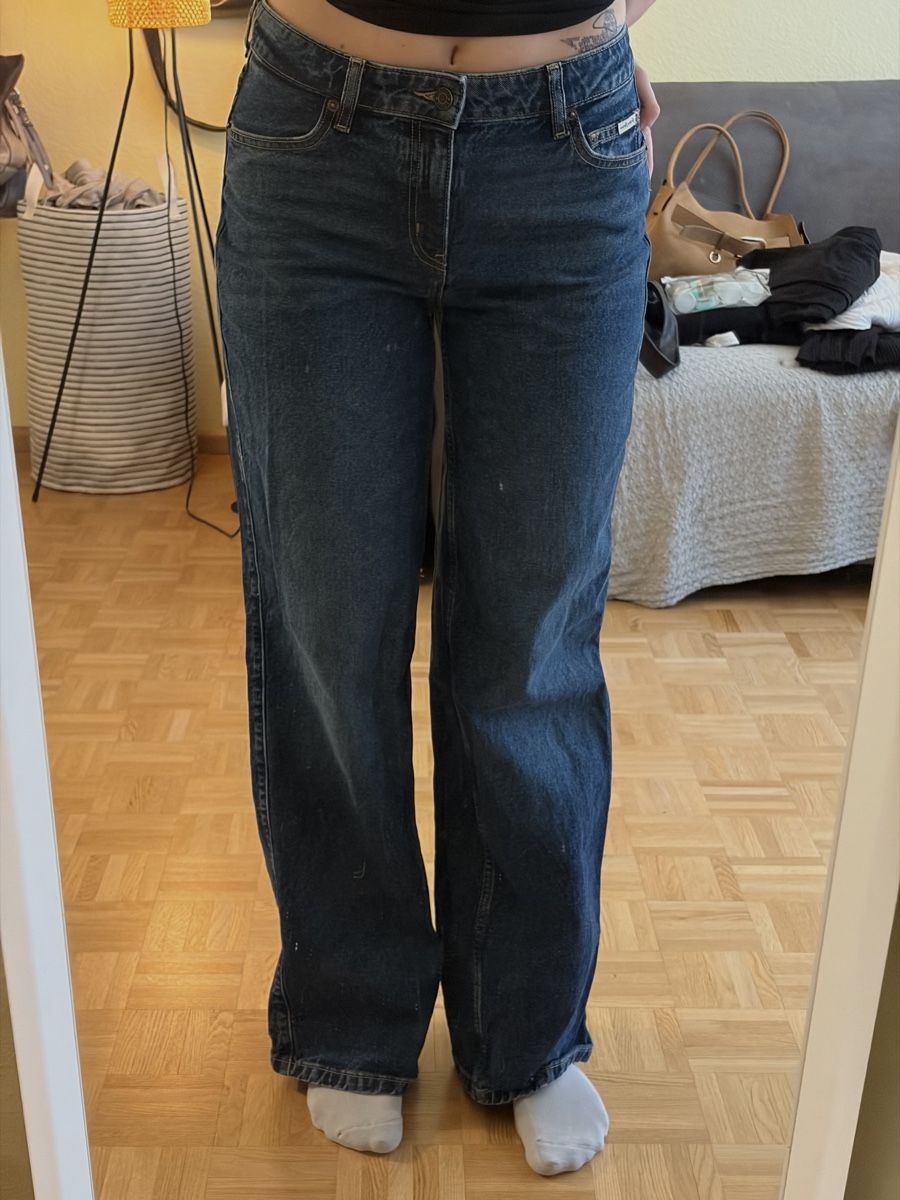 Guess Jeans: Wurde verschenkt (nicht mehr erhältlich🗣️) – Usato da Basel venduto da pau_w9yw