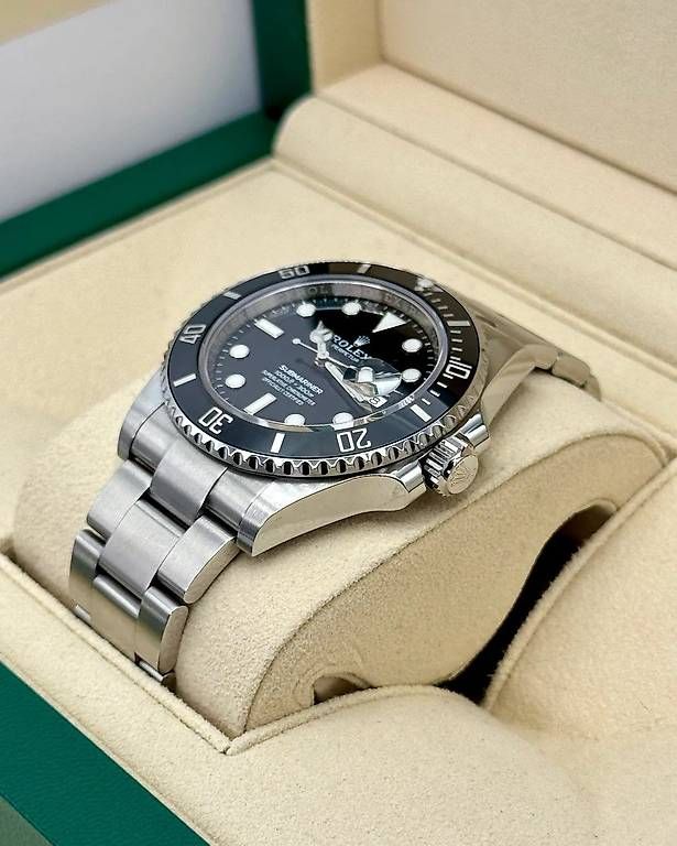 Uhren: 2021 Rolex Submariner Date 41mm - 126610LN  – Gebraucht aus Bussigny von NoLimiit 2