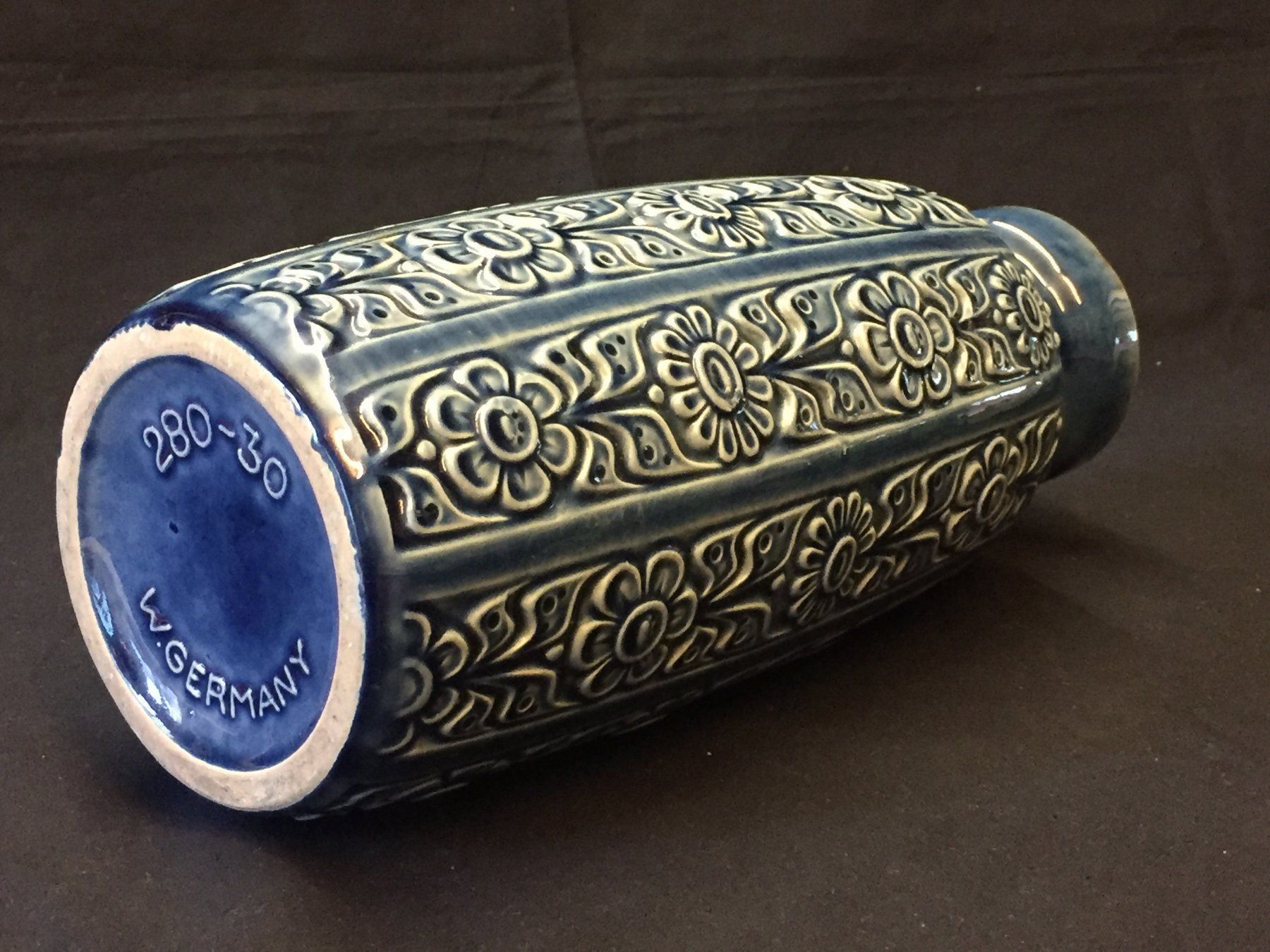 Vasen & Gefässe: Vintage Mid Century Keramik Vase – Gebraucht aus Schaffhausen von vintageville 6