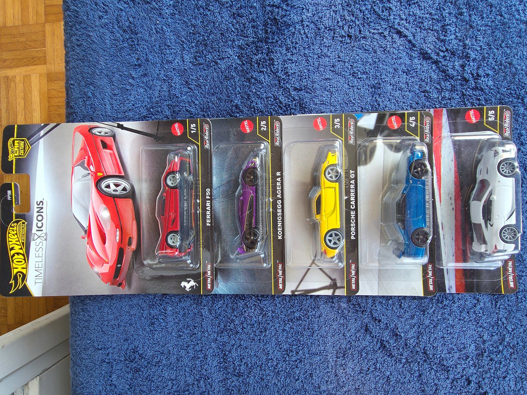 Hot Wheels Modellautos: Hot Wheels Timeless&ICONS – Neu und originalverpackt aus Laupen ZH von dav_25wm