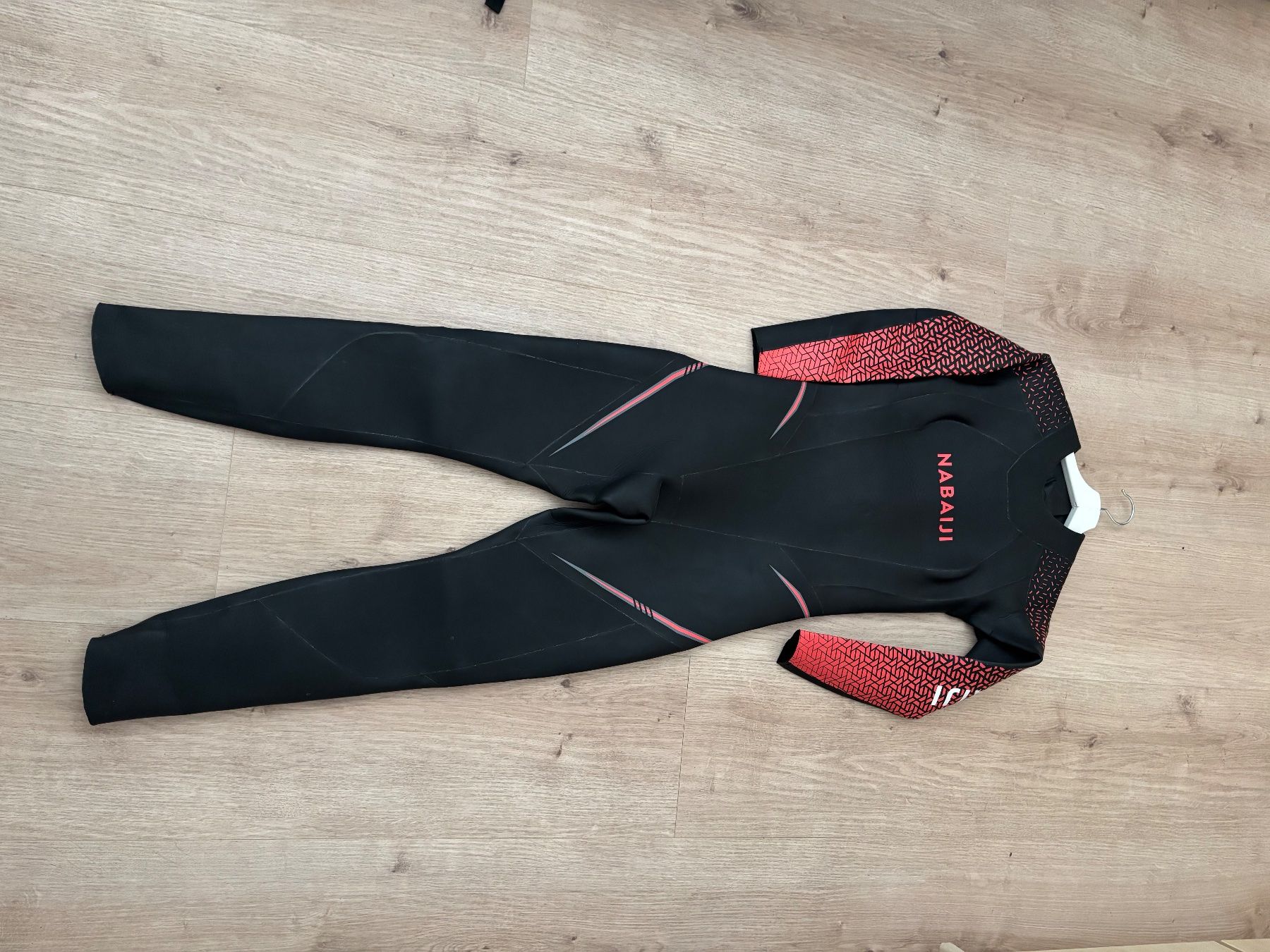 Decathlon Completi & Tailleur: Neoprenanzug Damen – Usato da Wetzikon ZH venduto da hee_h2kl