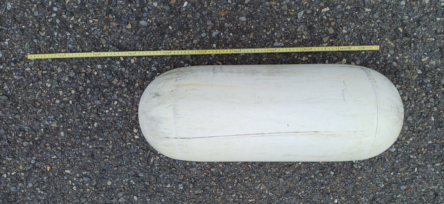 Barche: Bootsfender / Bojenfender weiss gebraucht mit Mittelloch – Usato da Koblenz venduto da Hans-Rudolf_S 3