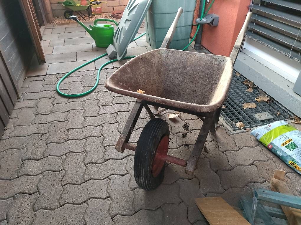 Carriole: Schubkarre / Karette – Usato da Neuendorf venduto da Clandra