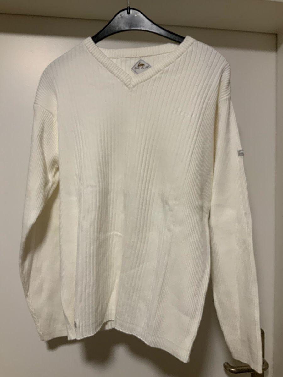 Pullover & Sweatshirts: Pulli mit V-Ausschnitt 100% Baumwolle Grösse M (TA) – Gebraucht aus Wallisellen von AS.TZ.