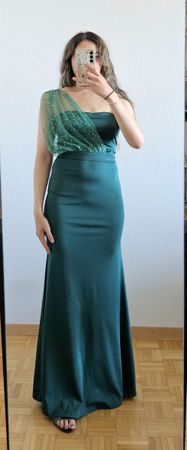 Robe de soirée verte jamais portée 
