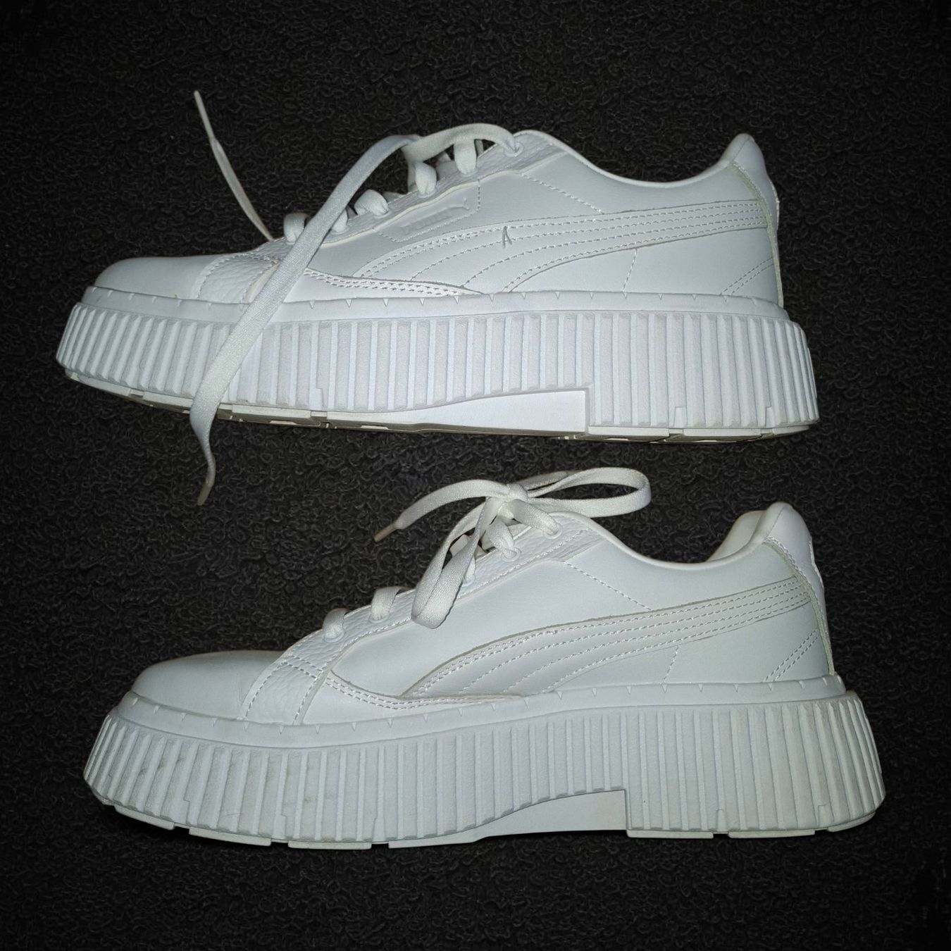 Puma Scarpe da donna: Puma Dinara Leather Platform Blanc T.40 – Nuovo (secondo la descrizione) da Le Locle venduto da QUALI-PRIX