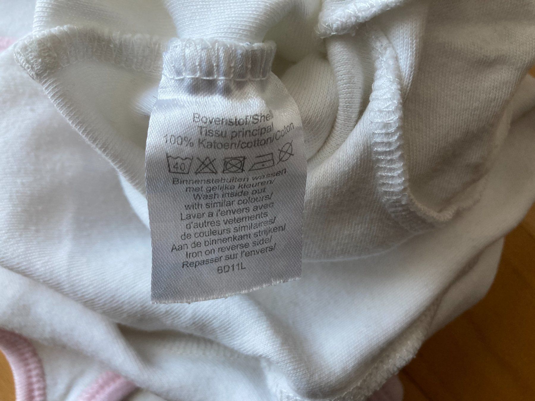 Pigiama & Simili: Pyjama mit Ente "BD collection" – Usato da Muttenz venduto da Juvenile33 5