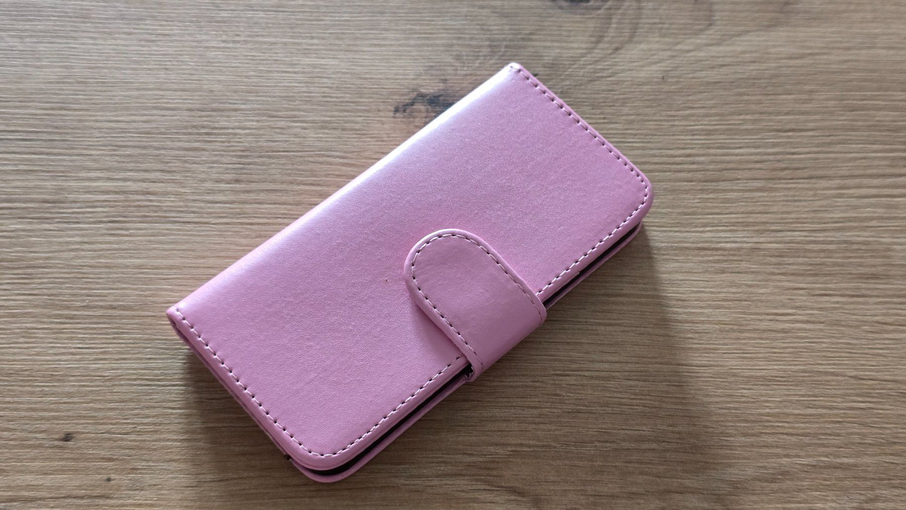 Coques & Protection écran: Wallet Case mit Kartenfächer - iPhone 5 / 5s / 5c / SE 2016 – Neuf (Voir description) à Thalwil par VitaMini 1