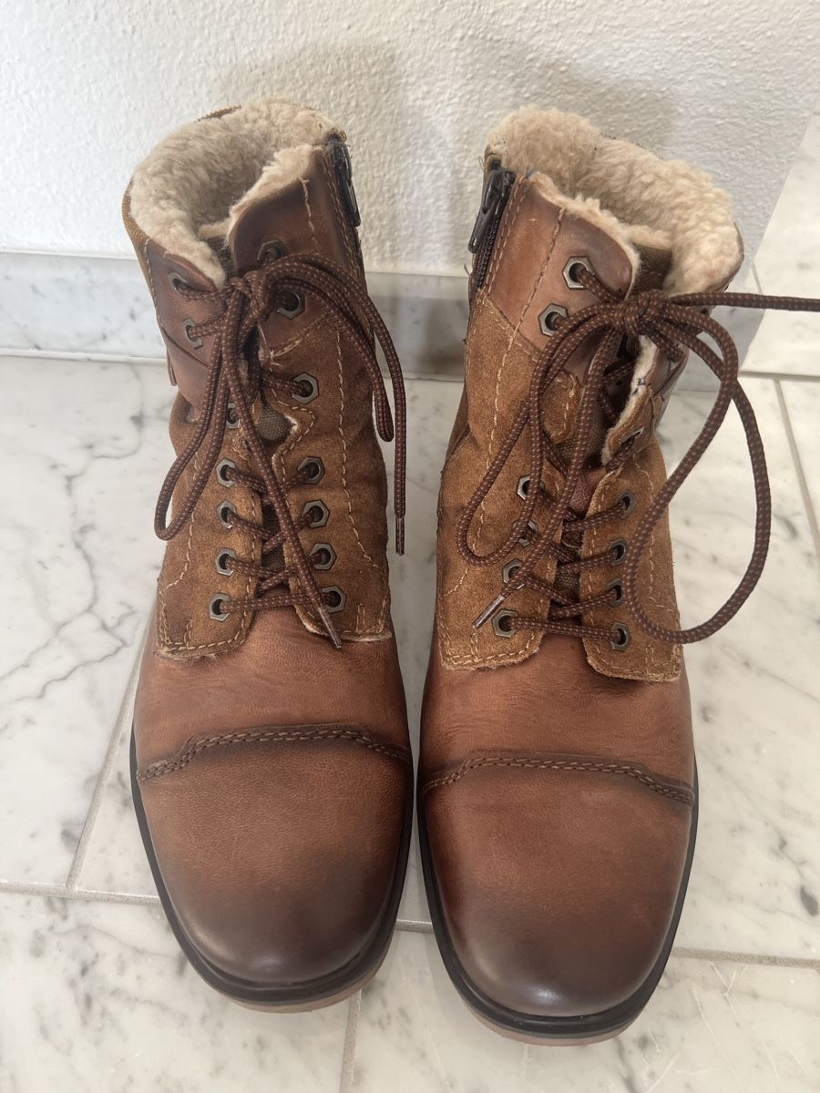 Bugatti Scarpe da uomo: Bugatti Winterschuhe Grösse 40 – Usato da Würenlingen venduto da Isa750