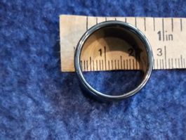 Ring aus Glas schwarz