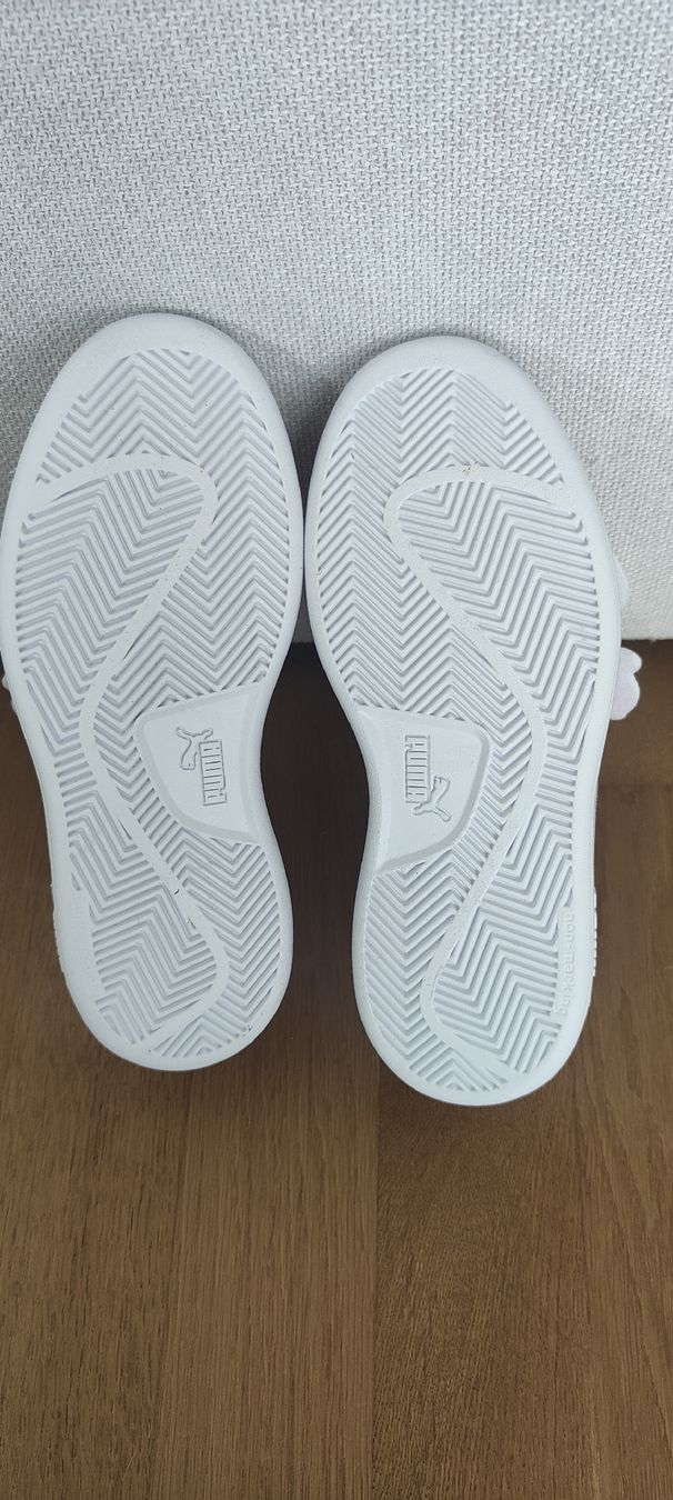 Puma Chaussures filles: Puma Sneakers 34 – Neuf (Voir description) à Oberbuchsiten par DianaLup 2