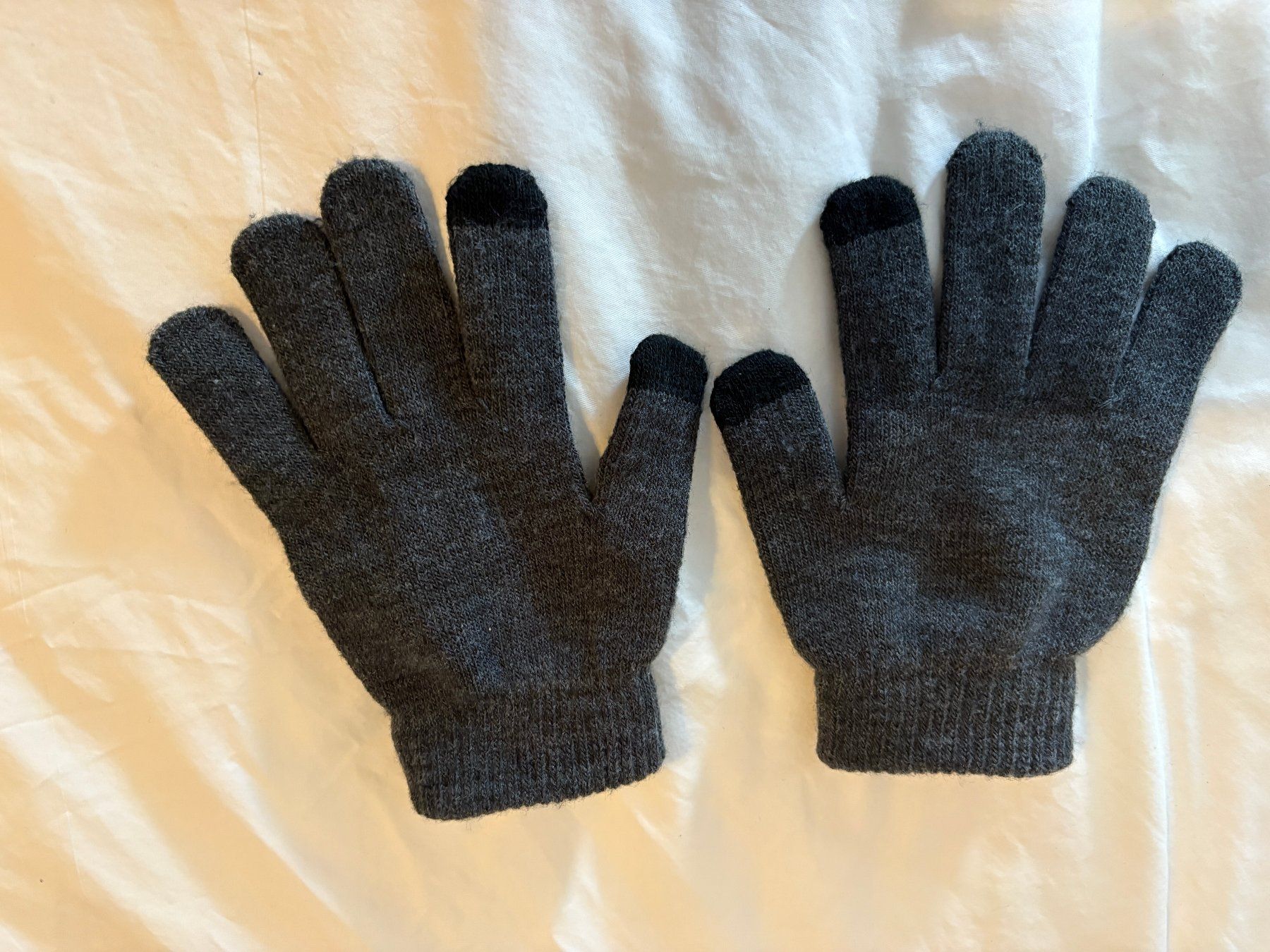 Kinderhandschuhe: Gants enfants (5 ans) – Gebraucht aus Satigny von Suisse_gigi 1