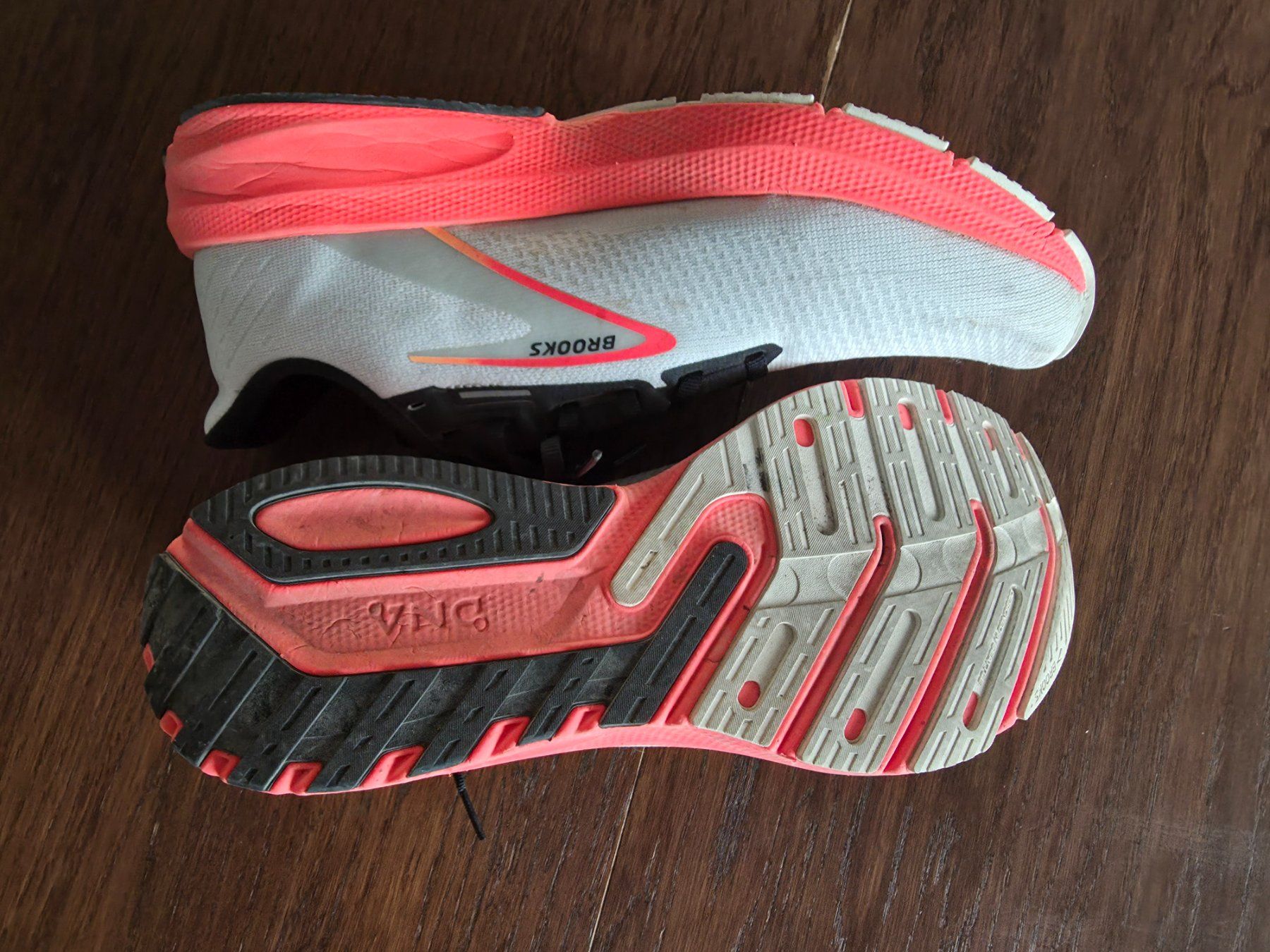 Scarpe da uomo: Laufschuhe Brooks 45.5 – Usato da Rubigen venduto da B055 2