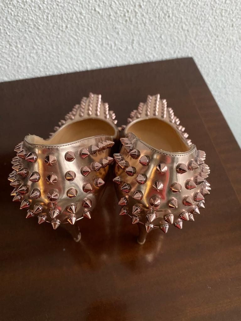 Chaussures femmes: Rosa Gold High Heels – D'occasion à Bäch SZ par ruslena29 1