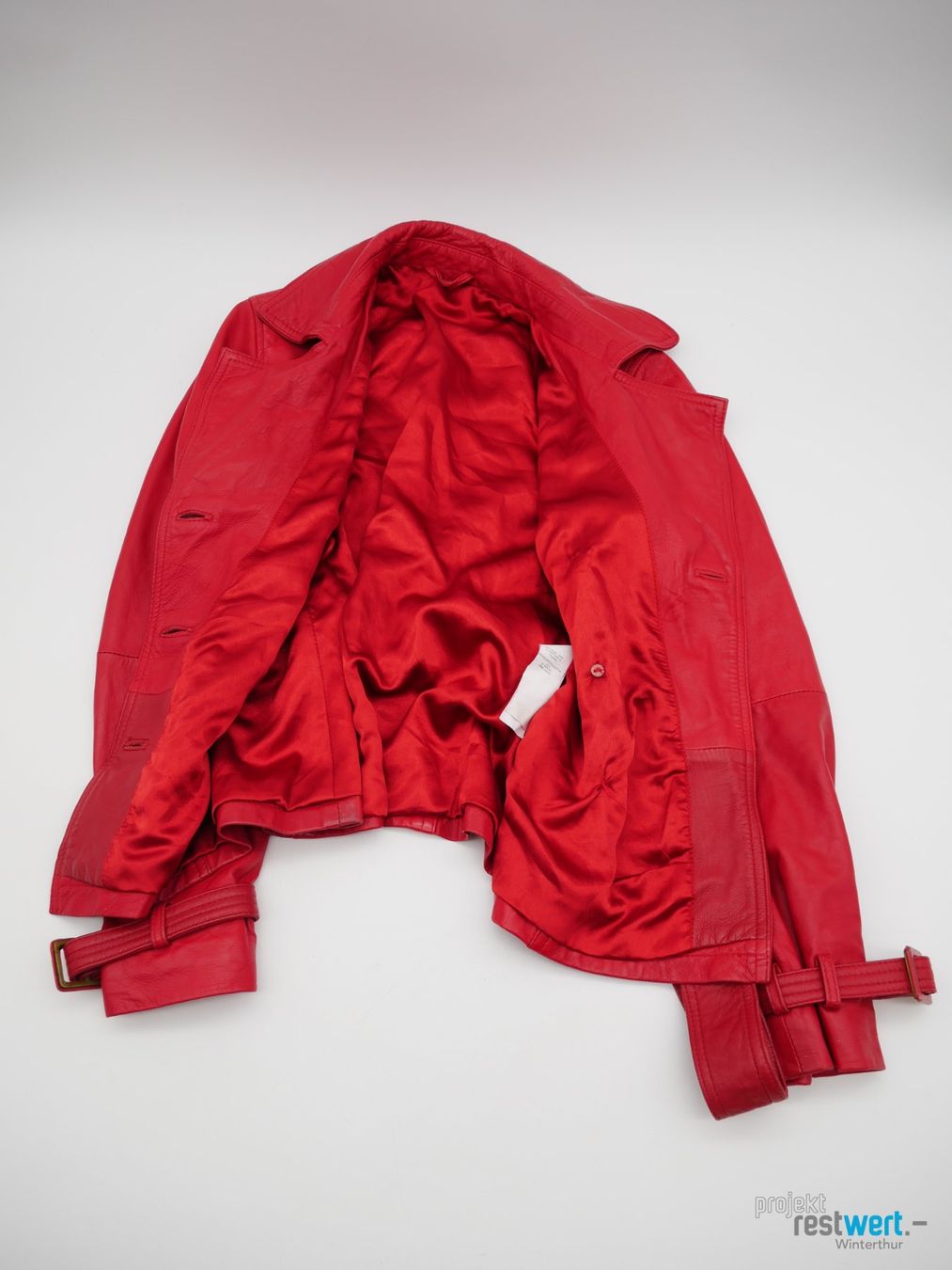 Giacche: NONAME Echtlederjacke Damen Rot Gr. 36 – Usato da Winterthur venduto da Restwert_Winterthur 2