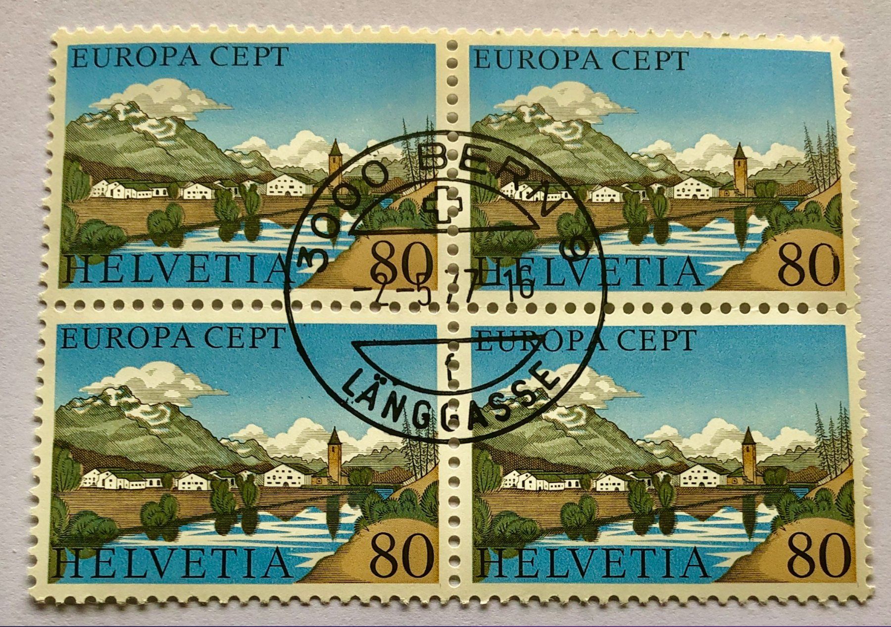 Tutti i francobolli: 4er Block Nr.590 Stempelt Bern 1977    – Usato da Aarau venduto da Billa007