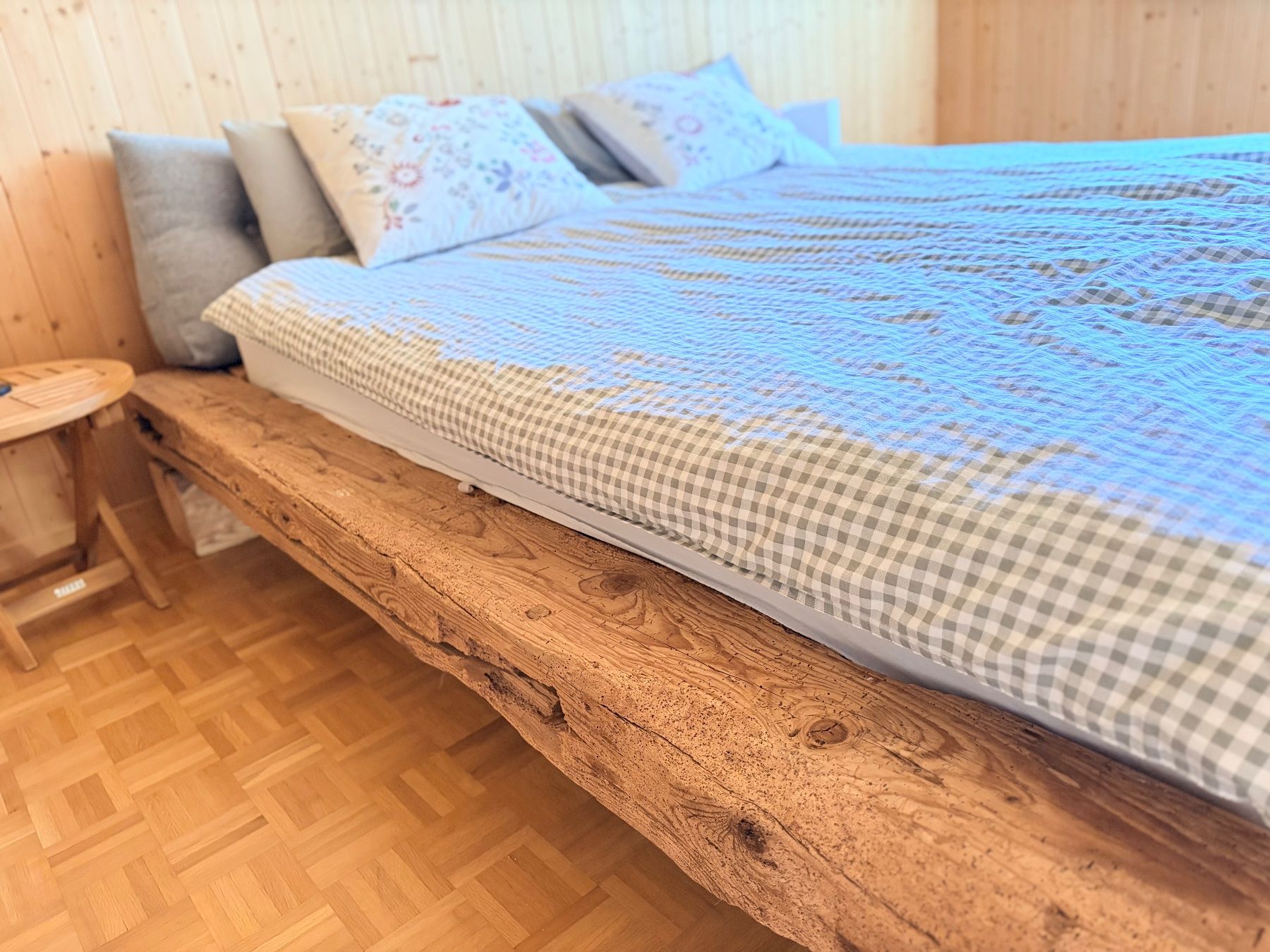 Betten: Altholz Bett – Gebraucht aus Zürich von Lili_marlene 1