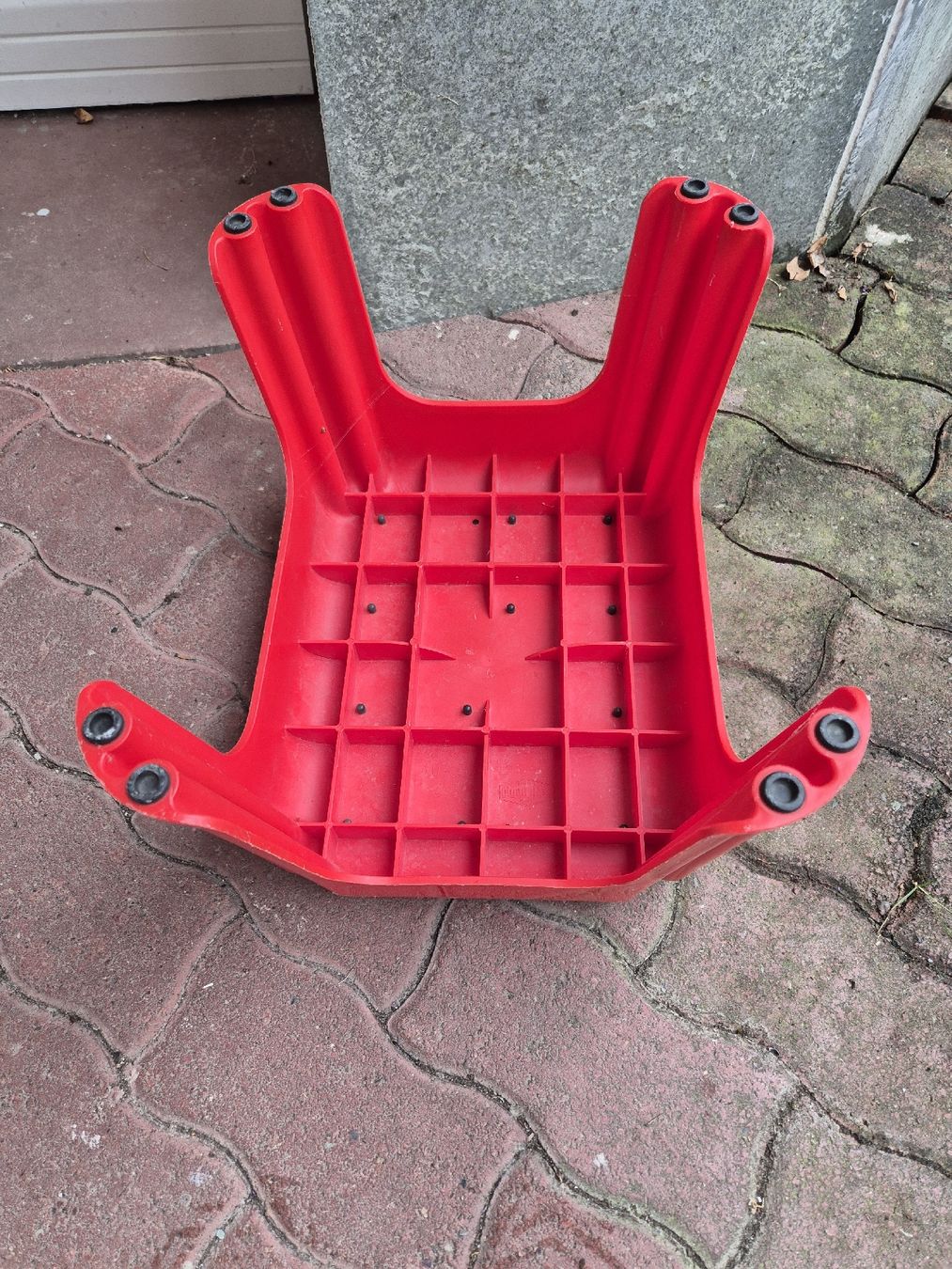 Sgabelli: Tritt Hocker rot mit Antirutschoberflaeche – Usato da Domat/Ems venduto da ver_7q9b 1