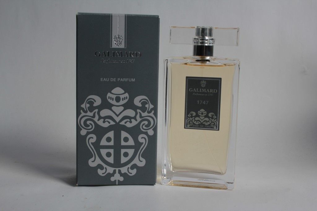 Profumi & Eau de Toilette: Eau de parfum Mezzanotte Galimard 100 ml – Usato da Vandoeuvres venduto da Dom-Tom