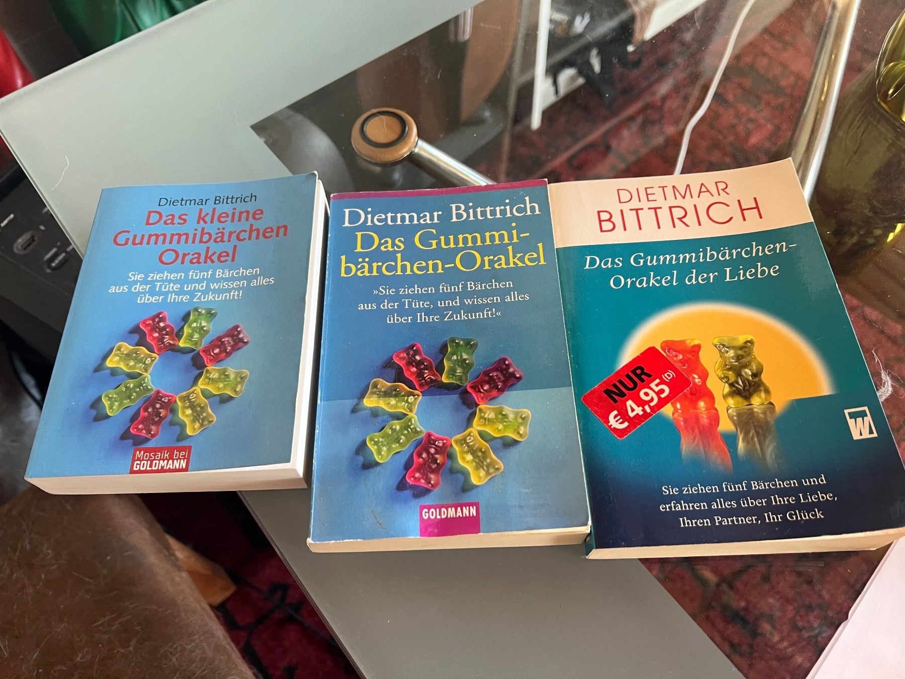 Libri: Buch Gummibärchen-Orakel – Usato da Zuzgen venduto da Astrid2004