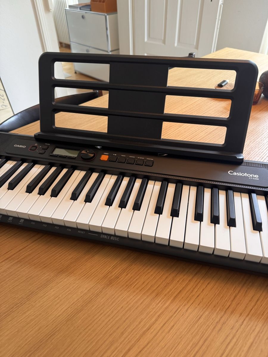 Casio Strumenti musicali: Casio CT-S200 – Nuovo (secondo la descrizione) da Zürich venduto da Peban1 2