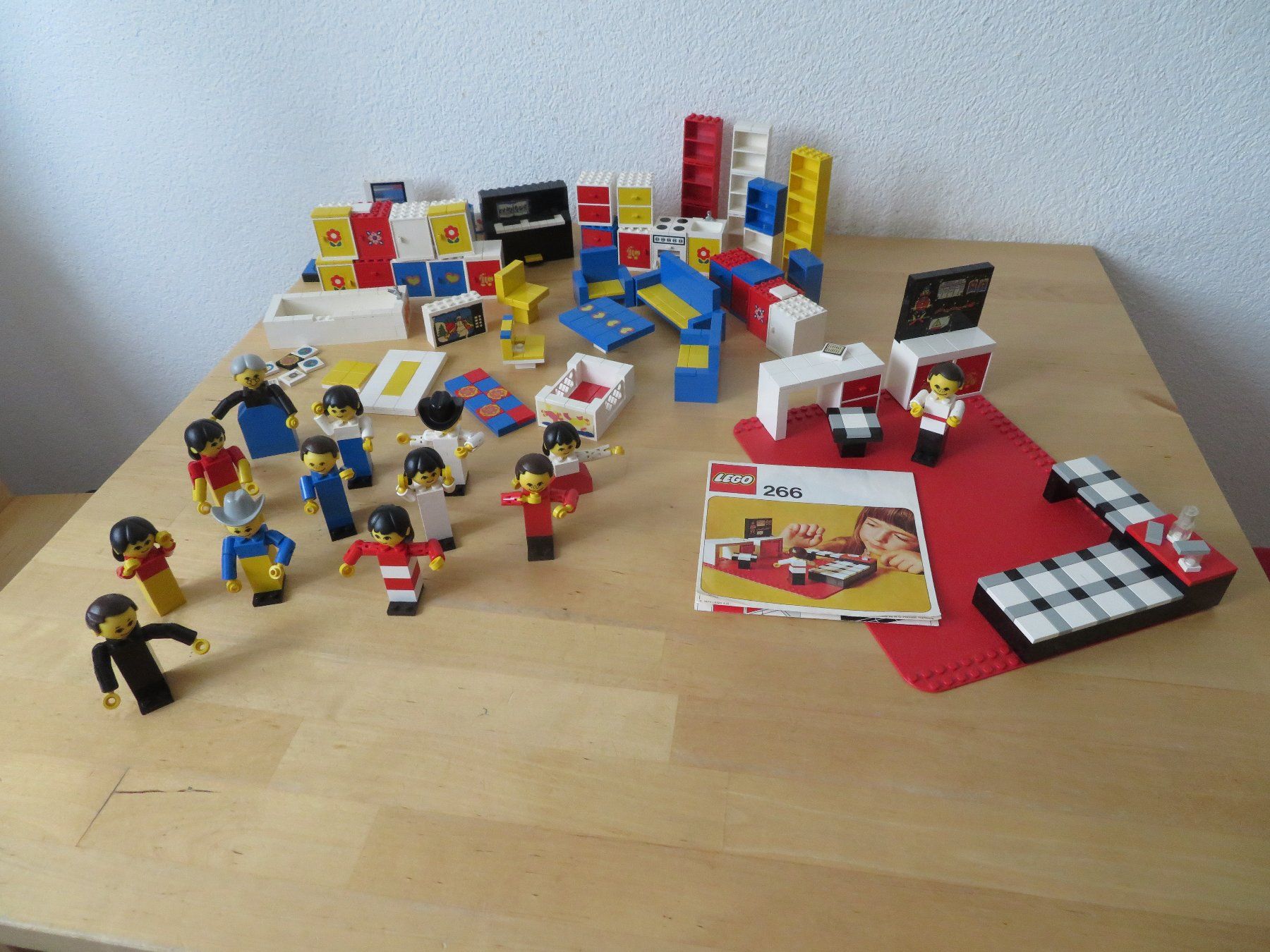 Lego Jouets: NOSTALGIE LEGO Set 266 Jahr 1974 – D'occasion à Zürich par piroma 9
