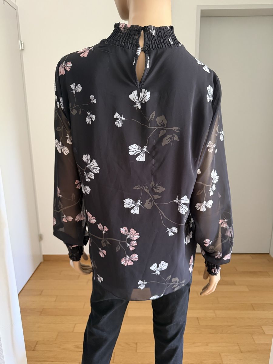 Chemisiers: Bluse mit Blumenmuster Aniston SELECTED Gr. 38 Langarm – Neuf (Voir description) à Glattpark(Opfikon) par neu_z6sm 2