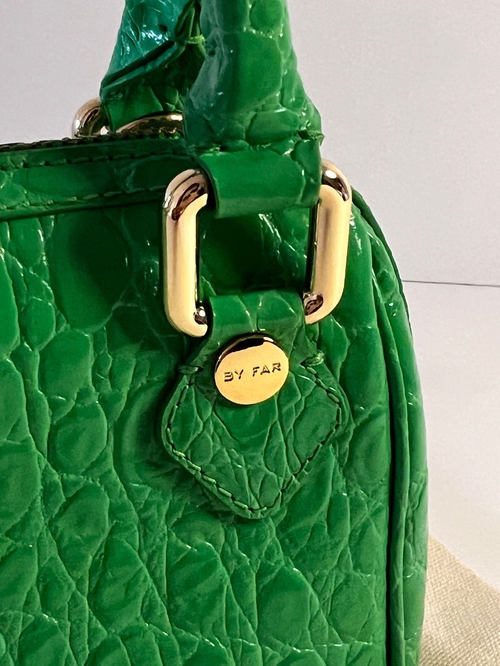 Taschen für Damen: Bezaubernde By Far Minibag – Neu (gemäss Beschreibung) aus Fischbach LU von Dear.Luki 4
