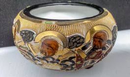 bol Satsuma Japan décor Moriage, fin Meiji (fin 19e - 20e)