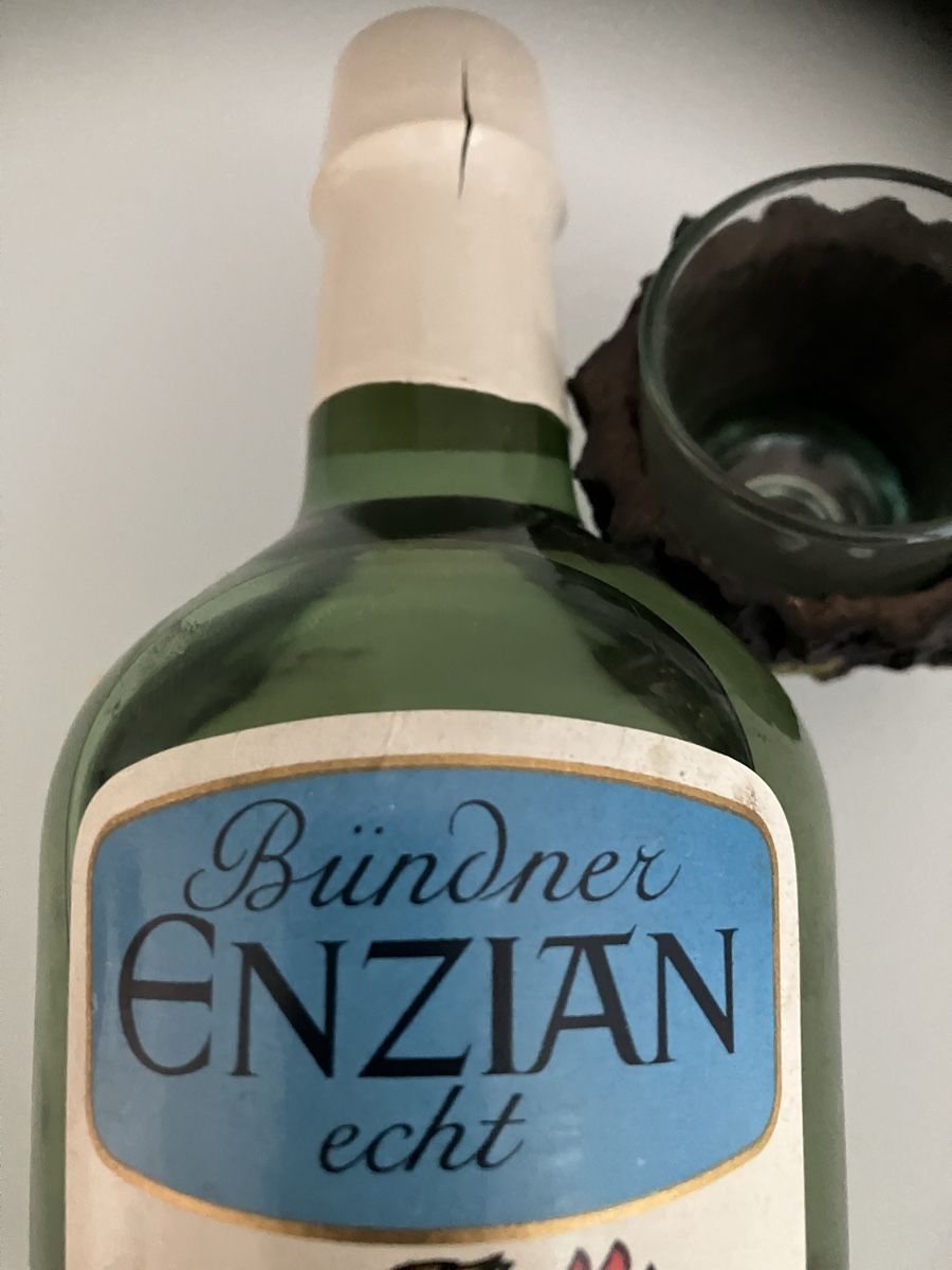 Bevande alcoliche: Bündner Enzian Schnaps mit Schnapsglas aus Arosa – Nuovo (secondo la descrizione) da Bettwiesen venduto da Zustand57 3