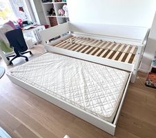 FLEXA Kinderbett mit Ausziehbett / Gästebett