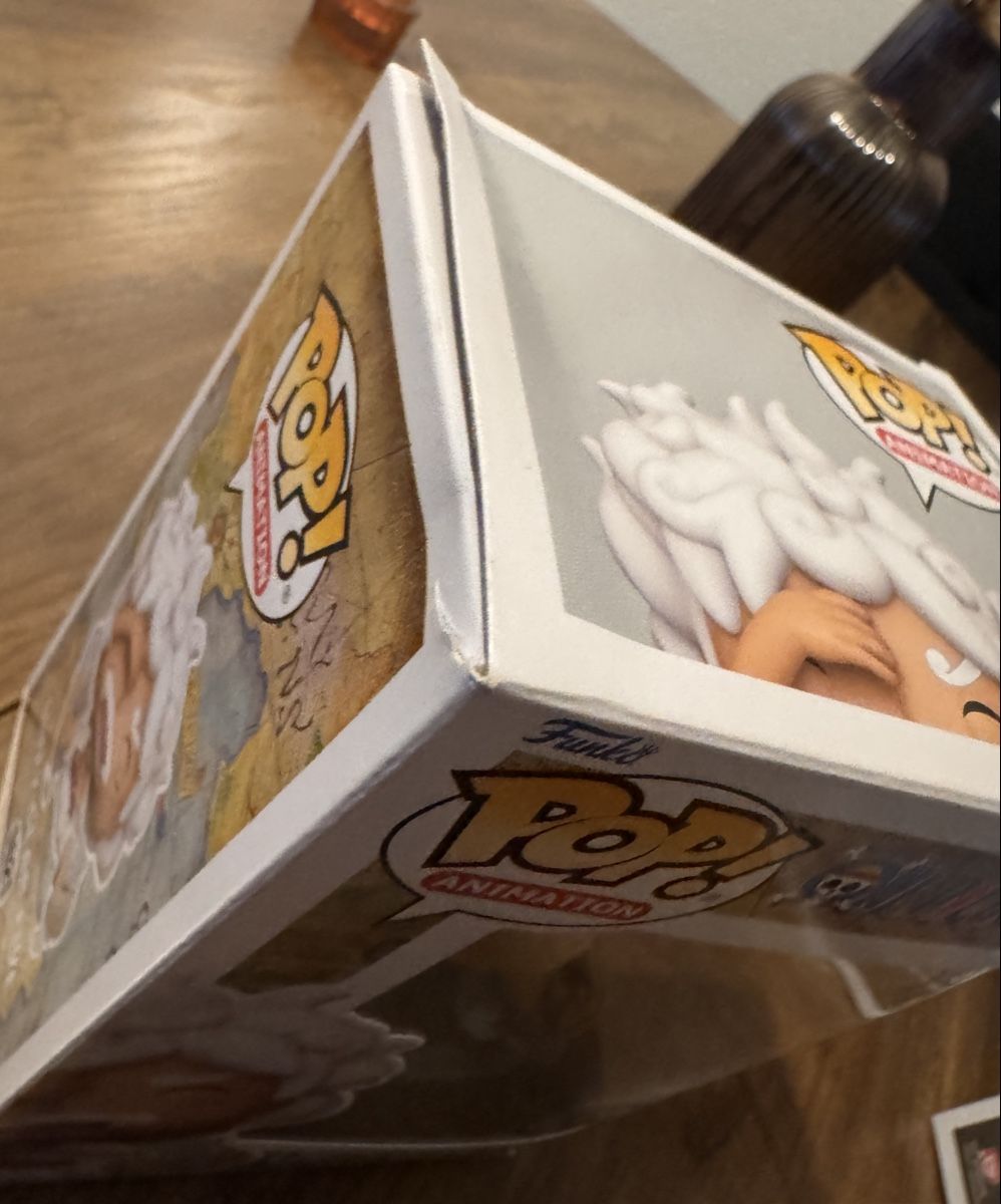 Funko Statuette: Funko Pop Luffy Gear Five Laugh – Nuovo e nell'imballaggio originale da Zuchwil venduto da SN710