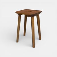 Sitzhocker // 7 verfügbar