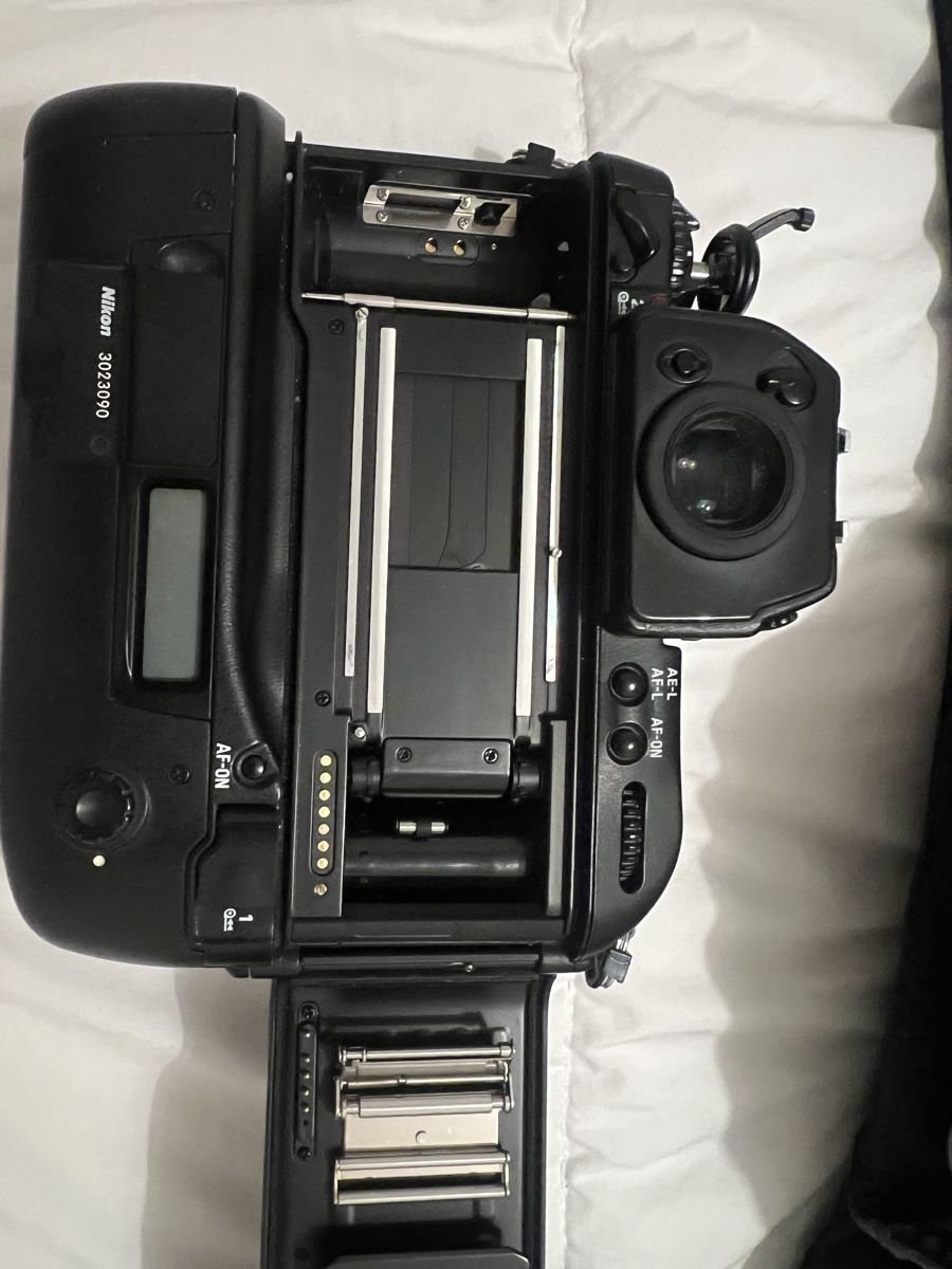 Nikon Fotocamera: Nikon F5 – Usato da Zürich venduto da jao_2bx7 6