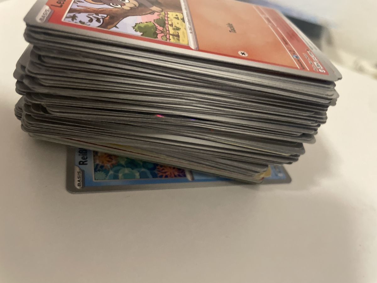 Pokémon Carte collezionabili: Pokemon 200+ karten – Usato da Dulliken venduto da Pomceck 1