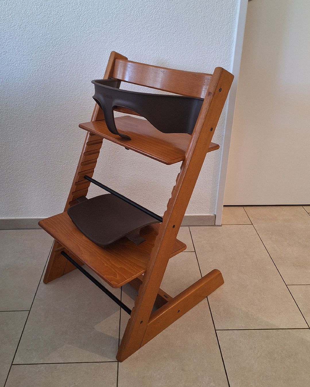 Stokke Hochstühle: Triptrap Stokke mit Baby Set braun  – Gebraucht aus Döttingen von DuHaiduc